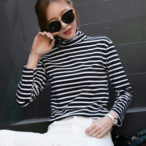 
                  
                    Women's Autumn Long Sleeve T Shirt O-Neck Striped Cotton Tops
                  
                