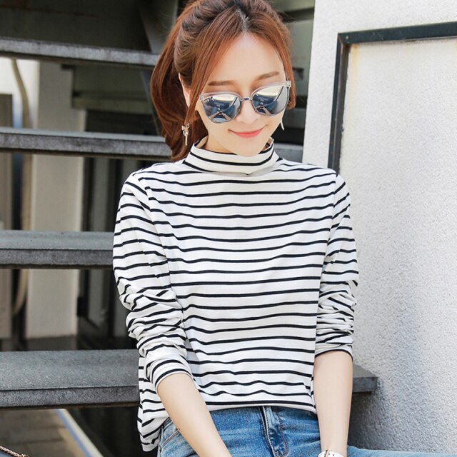 
                  
                    Women's Autumn Long Sleeve T Shirt O-Neck Striped Cotton Tops
                  
                